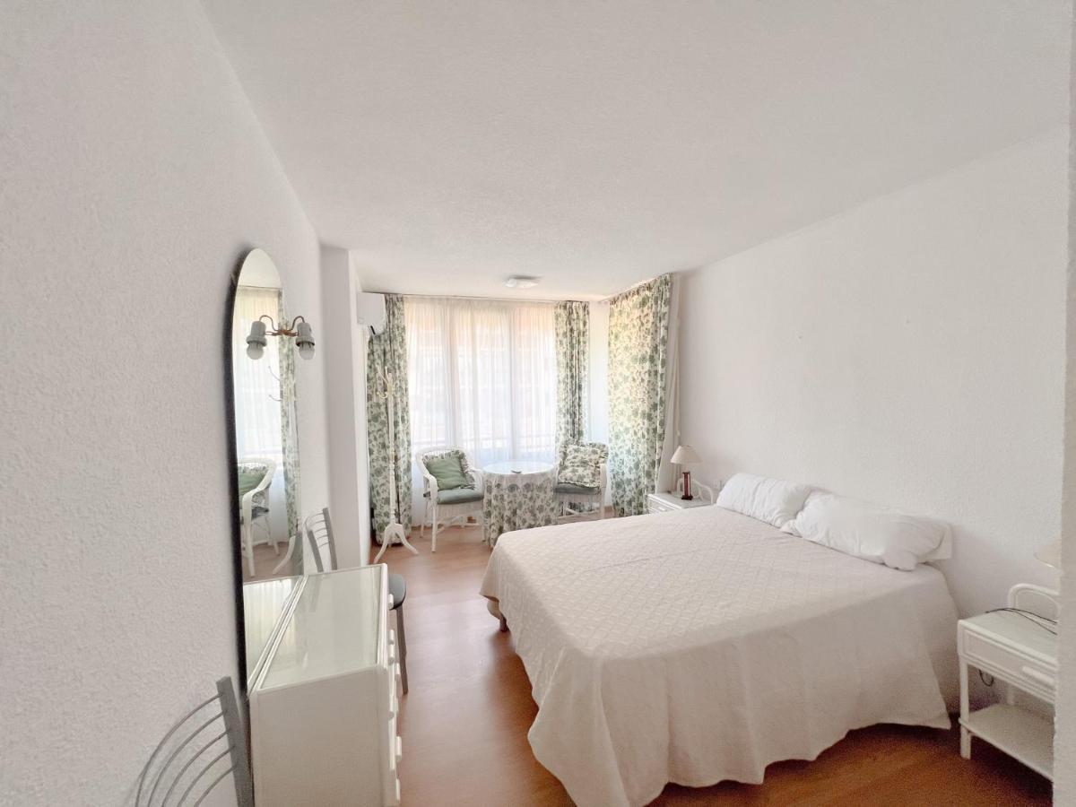 Apartamento En Malaga Este Εξωτερικό φωτογραφία