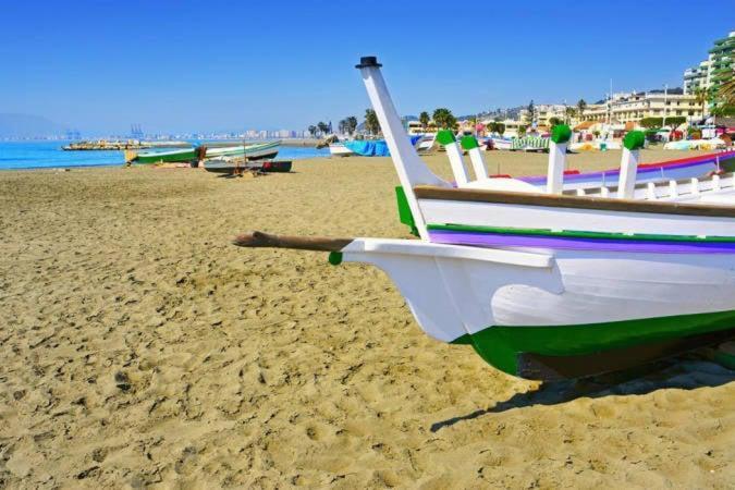 Apartamento En Malaga Este Εξωτερικό φωτογραφία